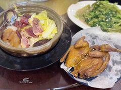 盐焗乳鸽-煲煲掂风味煲仔饭餐厅(西区店)