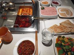 -海底捞火锅鲜切牛肉主题店(长寿路店)