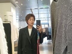 -URBAN REVIVO(深圳华润万象天地店)