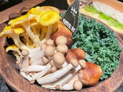 -三出山火锅(万象天地店)