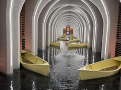 -涨巢·潮玩水疗局