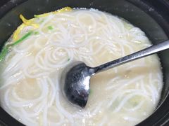 云南过桥米线-云海肴云南菜·蒸汽石锅鱼(北京良乡华冠店)