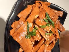 -馋三尺蟹粉小笼(人民广场店)