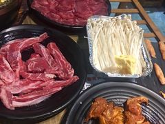 黄油金针菇-哈哈碳都·牛肋条无限自助烤肉(台江万达店)