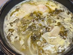 -灵芝妹子海鲜米线(香炉礁山姆店)