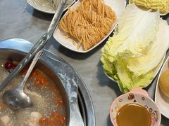 -光头药膳鸡(莱茵小镇店)
