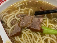 -牛吃草牛肉面(翠柏路店)