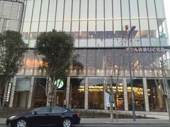 -星巴克臻选(湖滨道店)