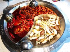 -大龙燚火锅(长寿路店)