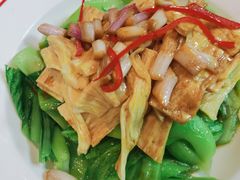 -明本湛江鸡•海鲜小厨(陈家祠店)
