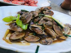 -四川小胡子海鲜(丁村万人海鲜广场店)