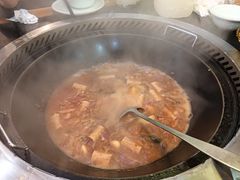 -三里屯土灶炖公鸡地锅鸡(江东店)