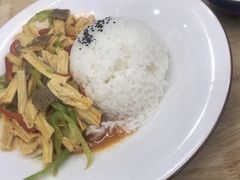 -伊鼎牛肉面(潍坊路店)