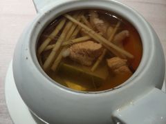 -匠心牛公馆·潮汕牛肉海鲜火锅(索菲特店)