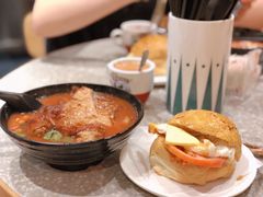 招牌菠萝包-华嫂冰室(湾仔店)