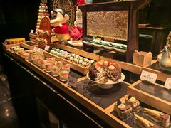 -雍容荟帝王蟹活龙虾展台自助(IFS黑金店)