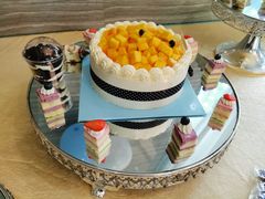 -河畔春天时尚餐厅