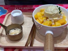 榴莲芒果椰子冻-甜心妈妈·榴莲星级糖水(北京路总店)