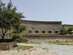 -源石酒庄