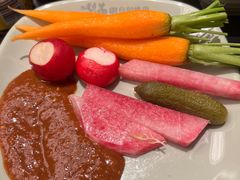 -梨花甄选自助烤肉(小寨原力场店)