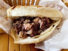 醇香型驴火-闫家驴肉老店(华电一校店)