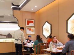 大堂-小菜园新徽菜(上海浦东复地活力城店)