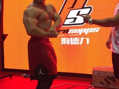 -上海跨国采购会展中心