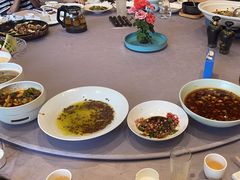 -海鸿荟·沿江菜(中山北路店)