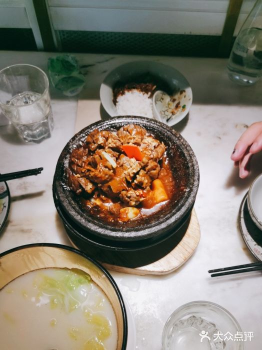潮堂 · 潮州菜(恒隆广场店)石锅手打牛肉丸图片