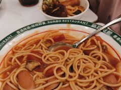 鲜茄鸡肉肠烩意粉-新世界餐厅(万达店)