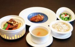 -英芬国际月子中心(岛屿度假月子·洲至奢选香岚店)