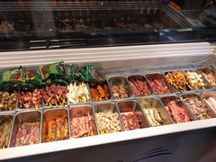 自助取餐区-万记麻辣烫国展总店