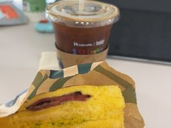 -星巴克(深圳前海香缤大厦分店)