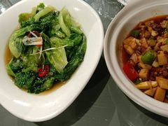 -梓檚中餐厅湖北菜小龙虾武昌鱼排骨藕汤(黄鹤楼店)