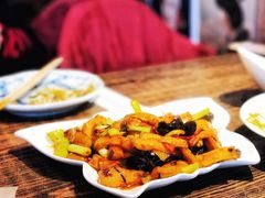 -滋味厨房小酒馆(万达广场店)