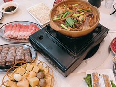 -牛百道·鲜活牛肉馆(天一店)