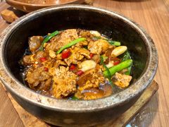 石锅老豆腐-有红鸡毛店·川菜(建设路店)