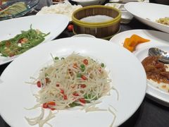 -艳阳天民俗村(公园路店)