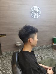 -川和潮人