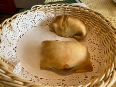馕坑烤包子-巴扎美食·新疆菜·西域歌舞表演餐厅(新疆大厦店)