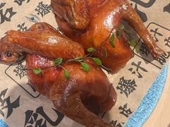 脆皮乳鸽-丰圆轩粤式茶楼(大宁国际商业广场店)