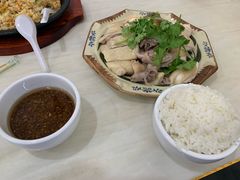 -亚龙湾亚泰商业街