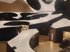 -涨巢·潮玩水疗局