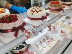 -花花卷卷·鲜食蛋糕(静安久光百货店)