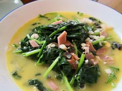 上汤菠菜-芳草地度假酒店·野炉中餐厅