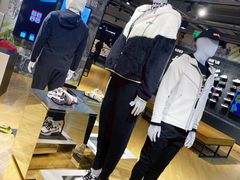 -NIKE品牌体验店(北京蓝色港湾店)