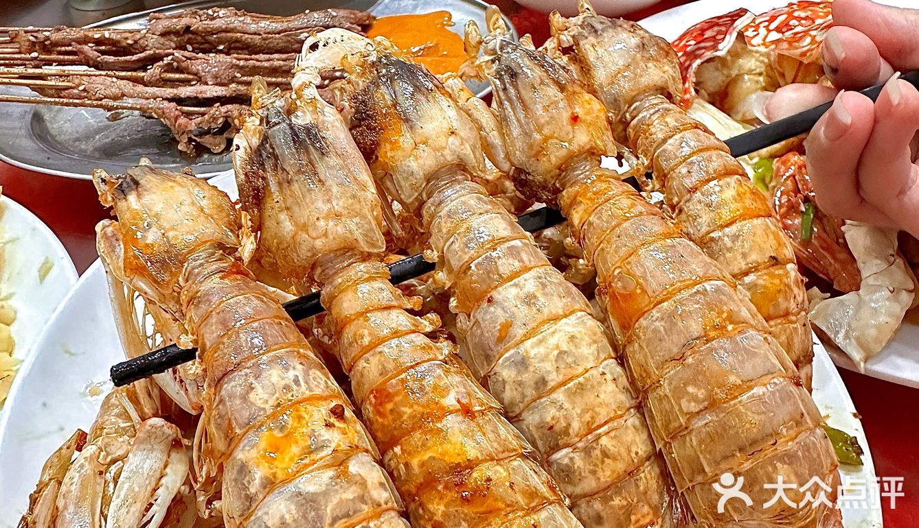 10年街坊大排档！这家海鲜真的爱了……