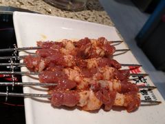 现穿羊肉串-丰茂烤串(钦州北路店)