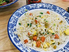 -江城燕子大排档(江汉路步行街店)