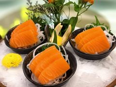 -万龙洲海鲜(大兴绿地缤纷城店)